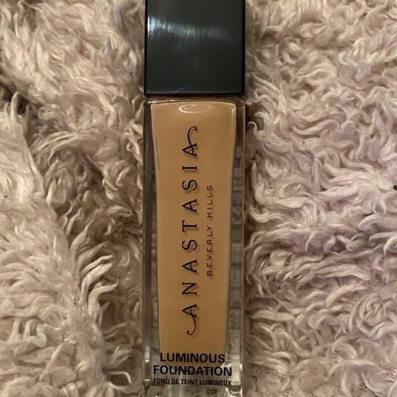 Anastasia Beverly Hills Luminous Foundation - Picture 4 of 4